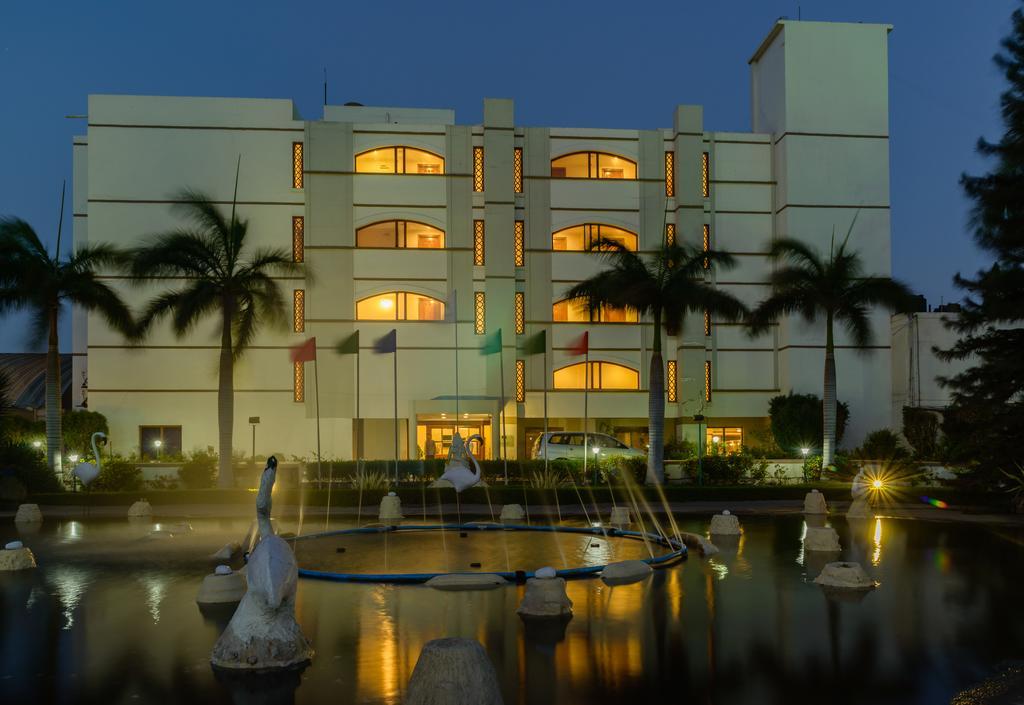 Quality Inn Palms Gāndhīdhām Exteriér fotografie