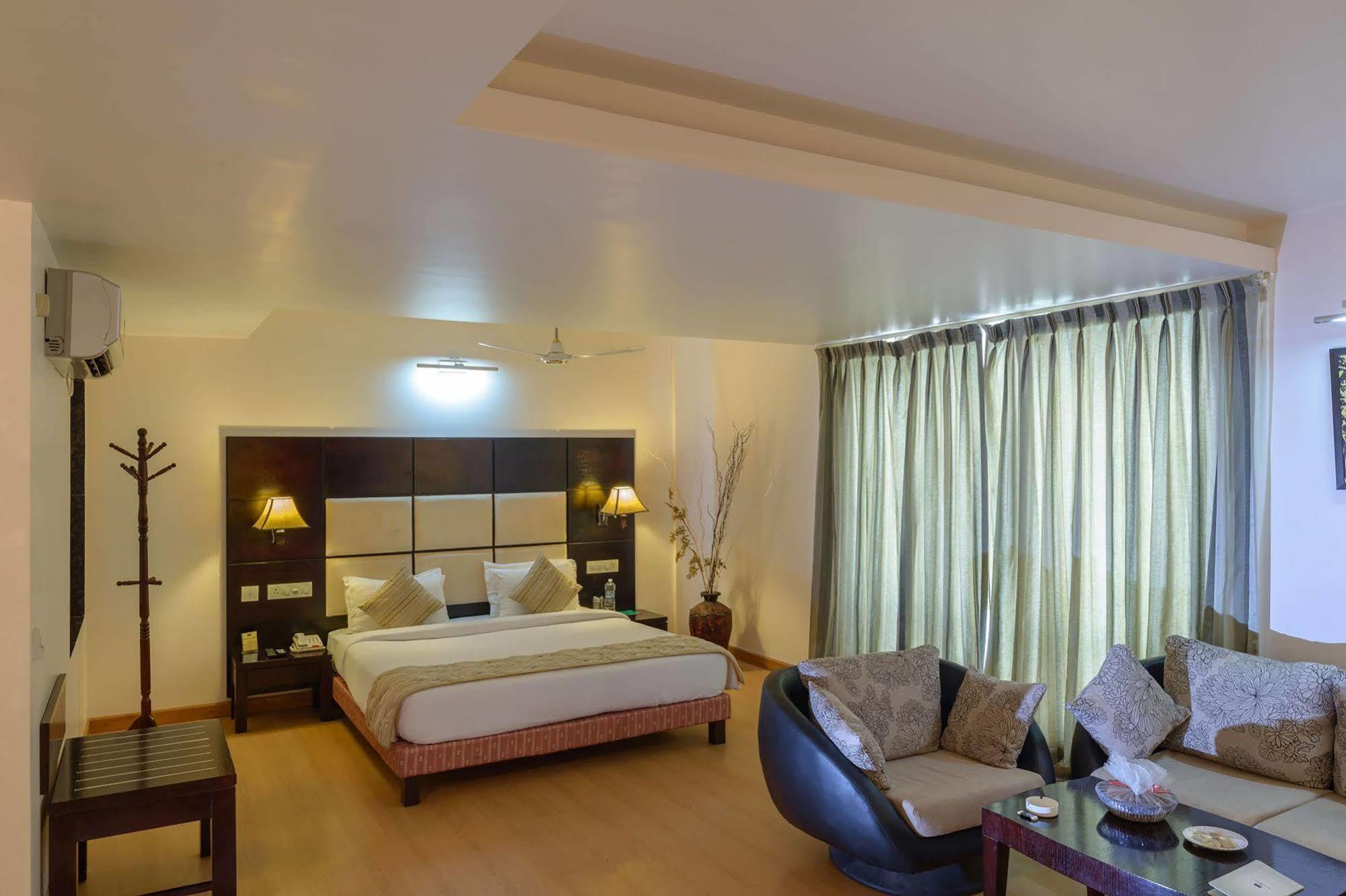 Quality Inn Palms Gāndhīdhām Exteriér fotografie