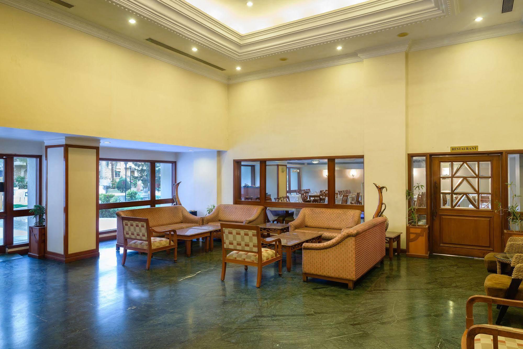 Quality Inn Palms Gāndhīdhām Exteriér fotografie